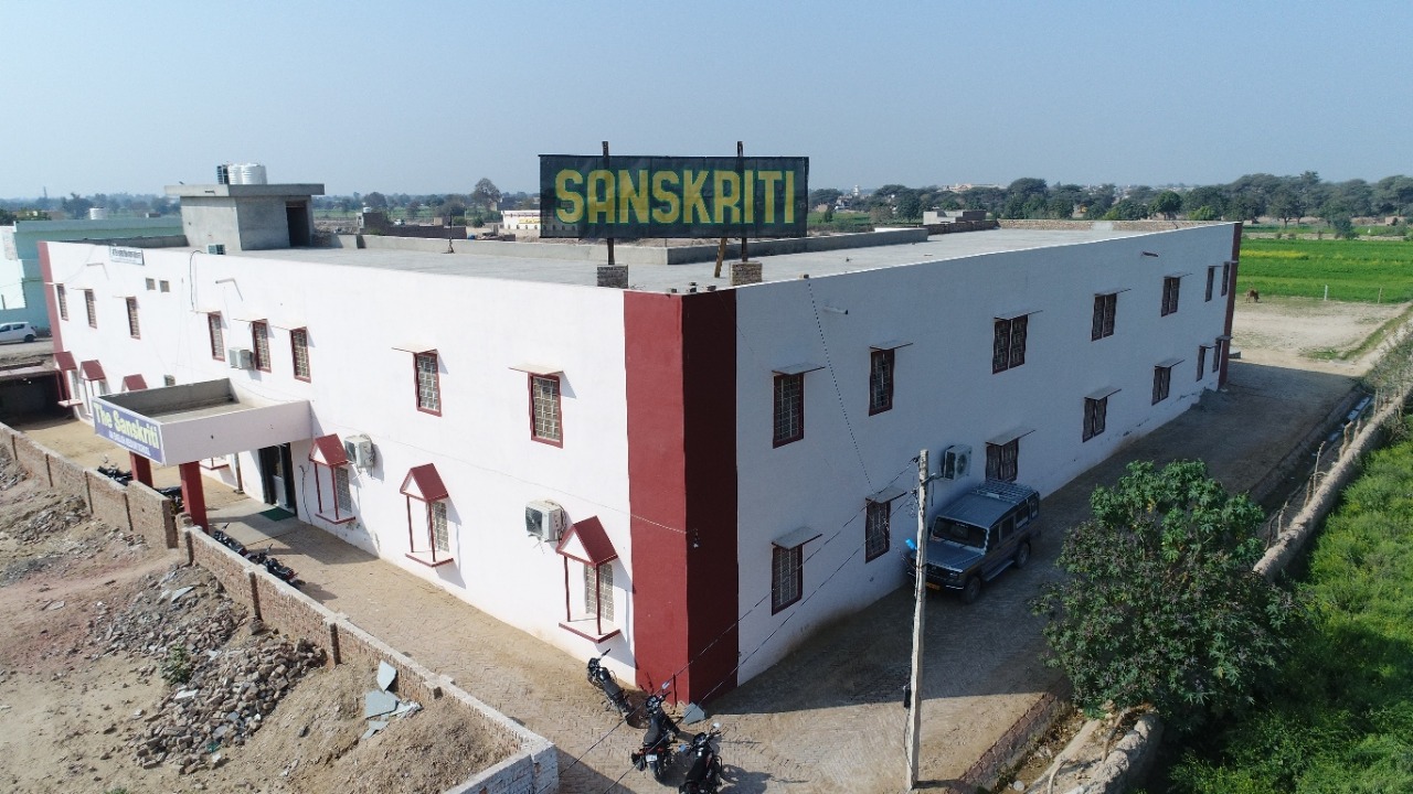 12e77c08-9625-463f-840e-33f2784a4af0